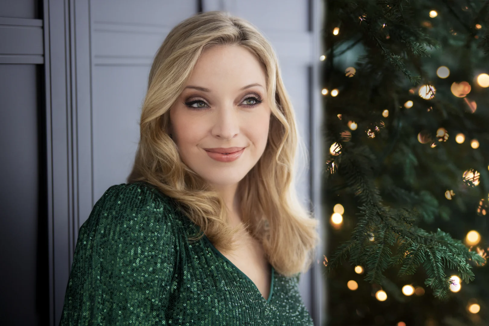 Jul i Husebylåven med Reidun Sæther, 2025-12-15T20:00:00, from 20.00 to 21.00